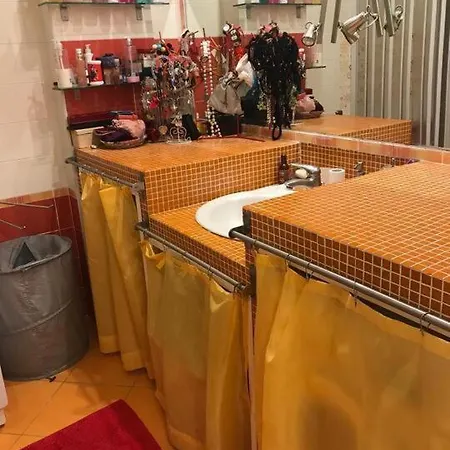Confortevole Per 5 Persone A Portuense Appartement